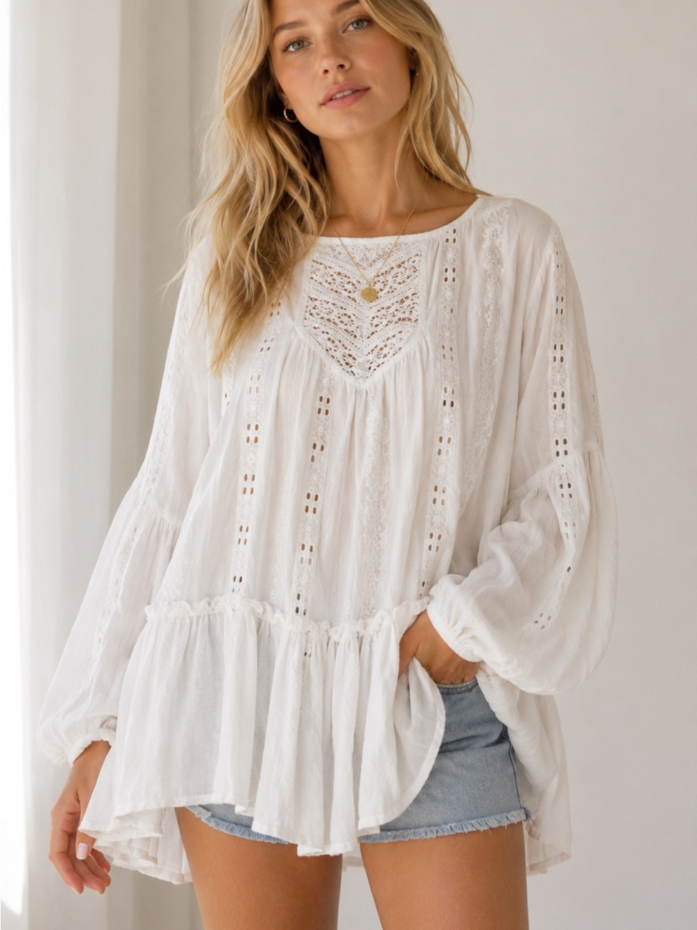 Free People Kiss Kiss Tunic White Embroidered Boho Peasant Top M 54689